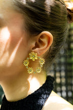 Coralia - Boucles Créoles Fleur Strass Boucle d'oreille