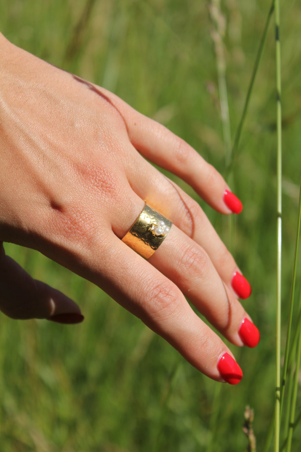 Solana - Bague Dorée & Perles Blanches Bague