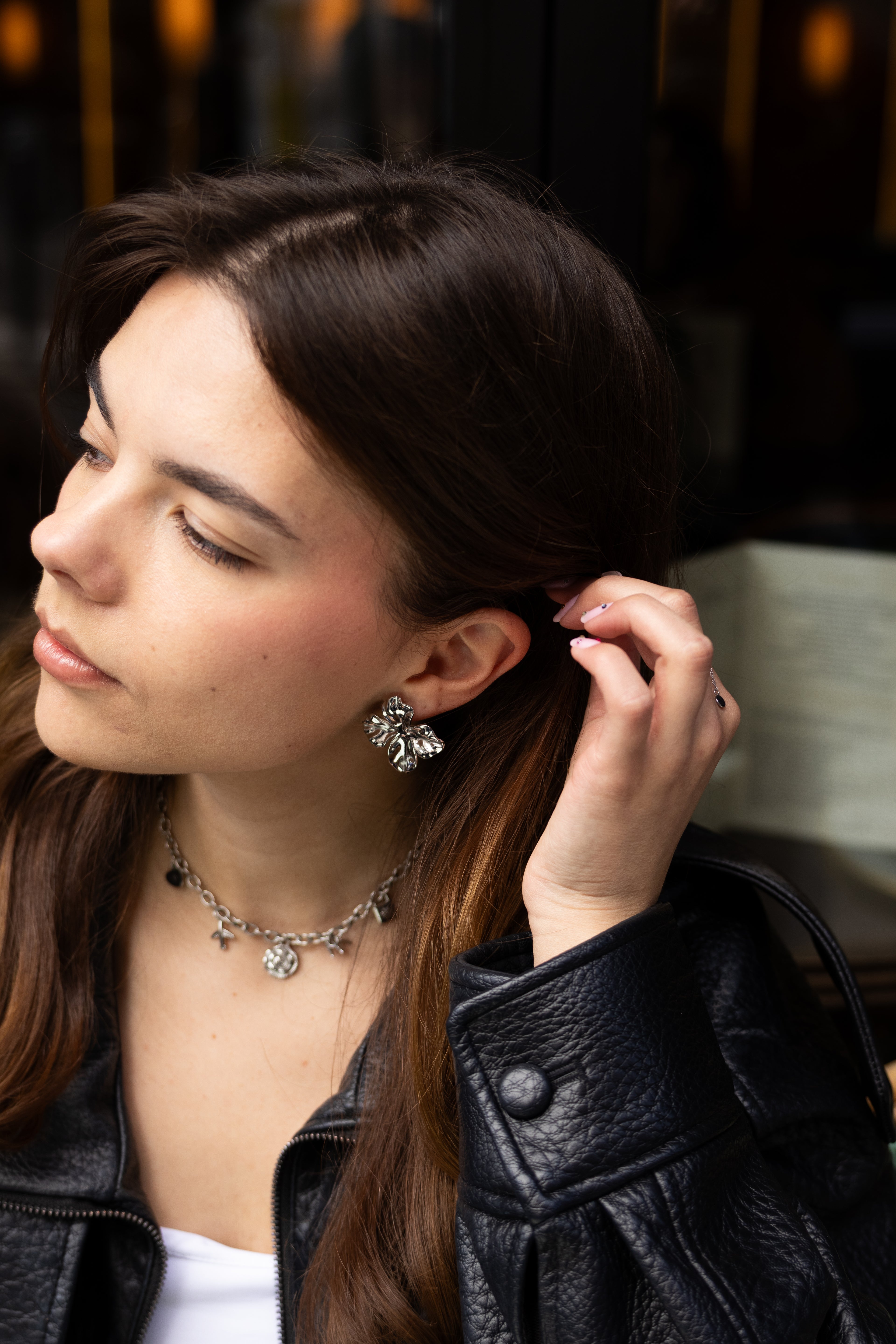 Lilia - Boucles Fleur Doré ou Argenté Boucle d'oreille