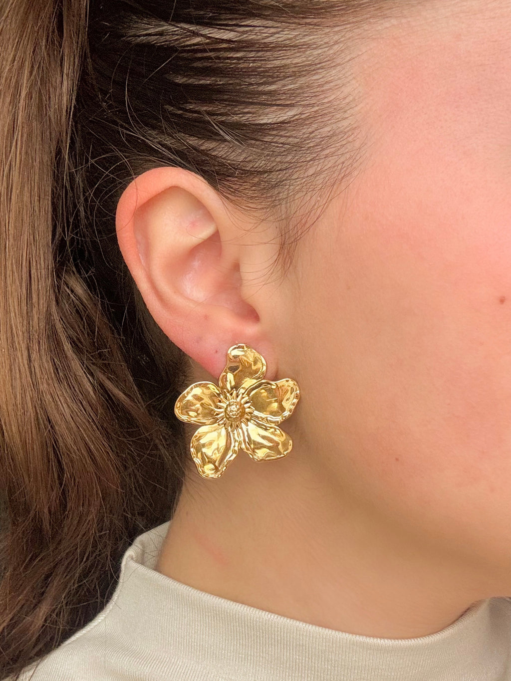 Rosalía - Boucles Fleur Dorée Boucle d'oreille