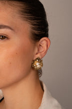 Perlita - Boucles Fleur Perlée Doré Boucle d'oreille