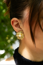 Perlita - Boucles Fleur Perlée Doré Boucle d'oreille